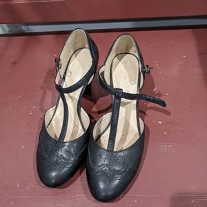 T strap faux leather heels